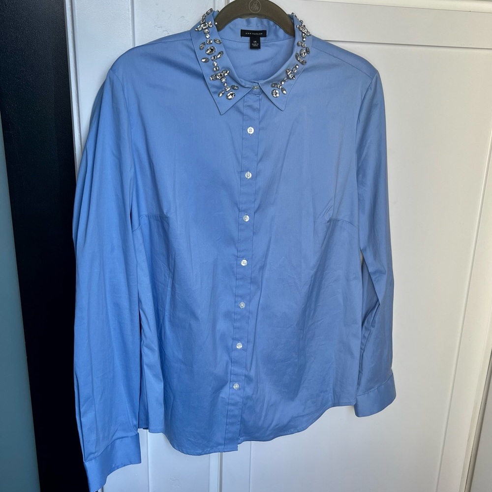 Jeweled Collar Ann Taylor Size 14 Tailored Button Shirt Never Worn
